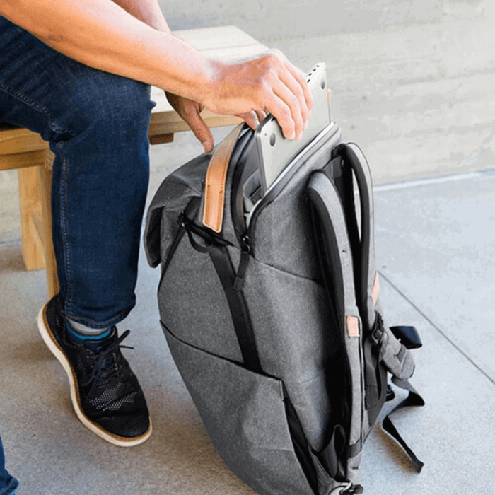 Peak Design Everyday Backpack V2 Review  Is It Worth It   - 6