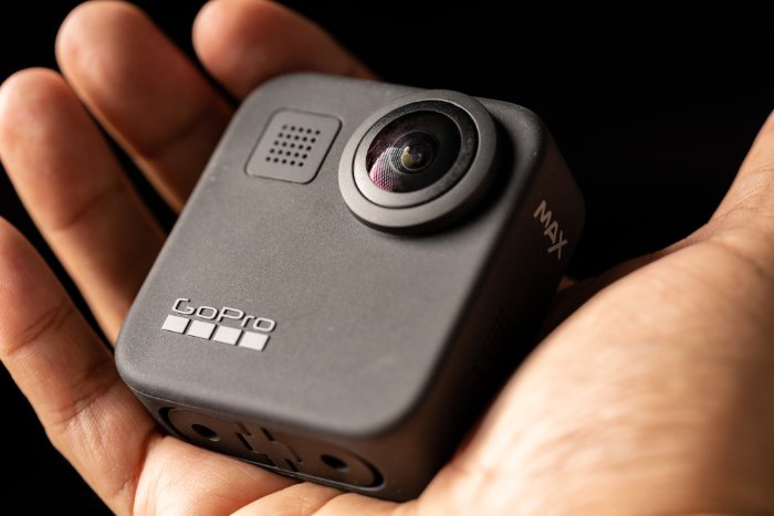 GoPro Max in hand