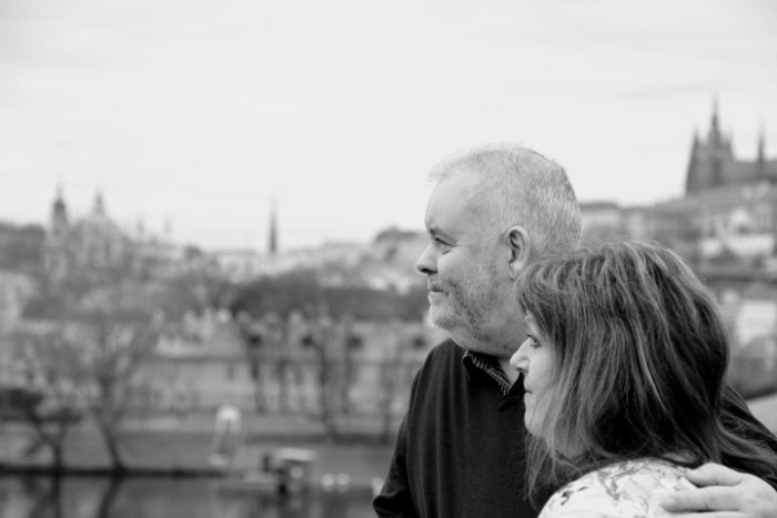 Black and White picture of a couple in Prague