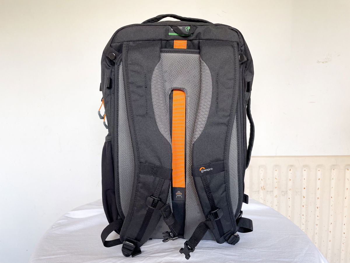 Mochila Lowepro Trekker Lite BP 250 AW