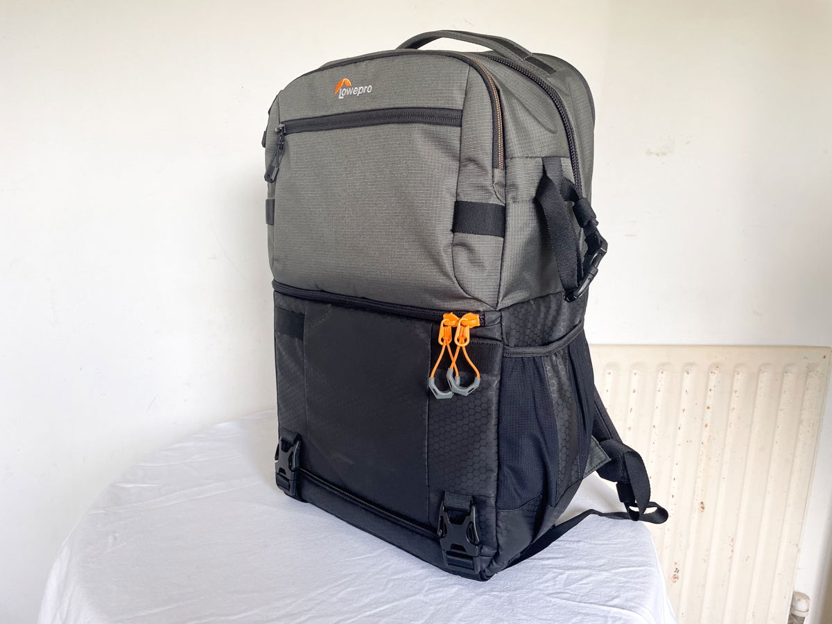 Lowepro FastPack orange zippers