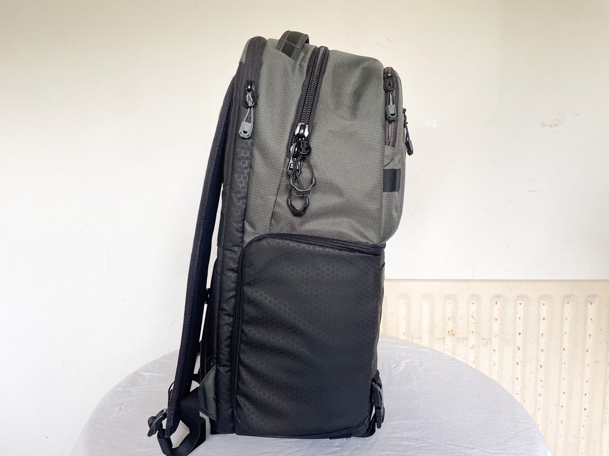 Lowepro Fastpack Pro BP 250 AW III Backpack Review