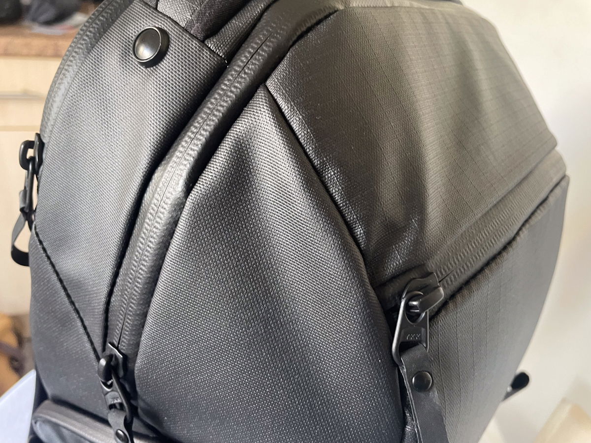 Zipper covers on the Lowepro Freeline