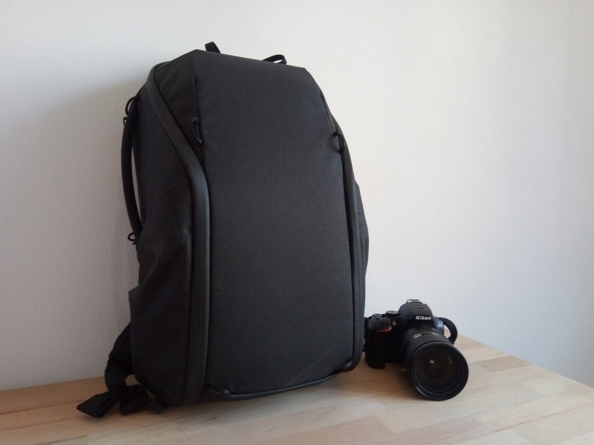 Profile of the backpack with a camera