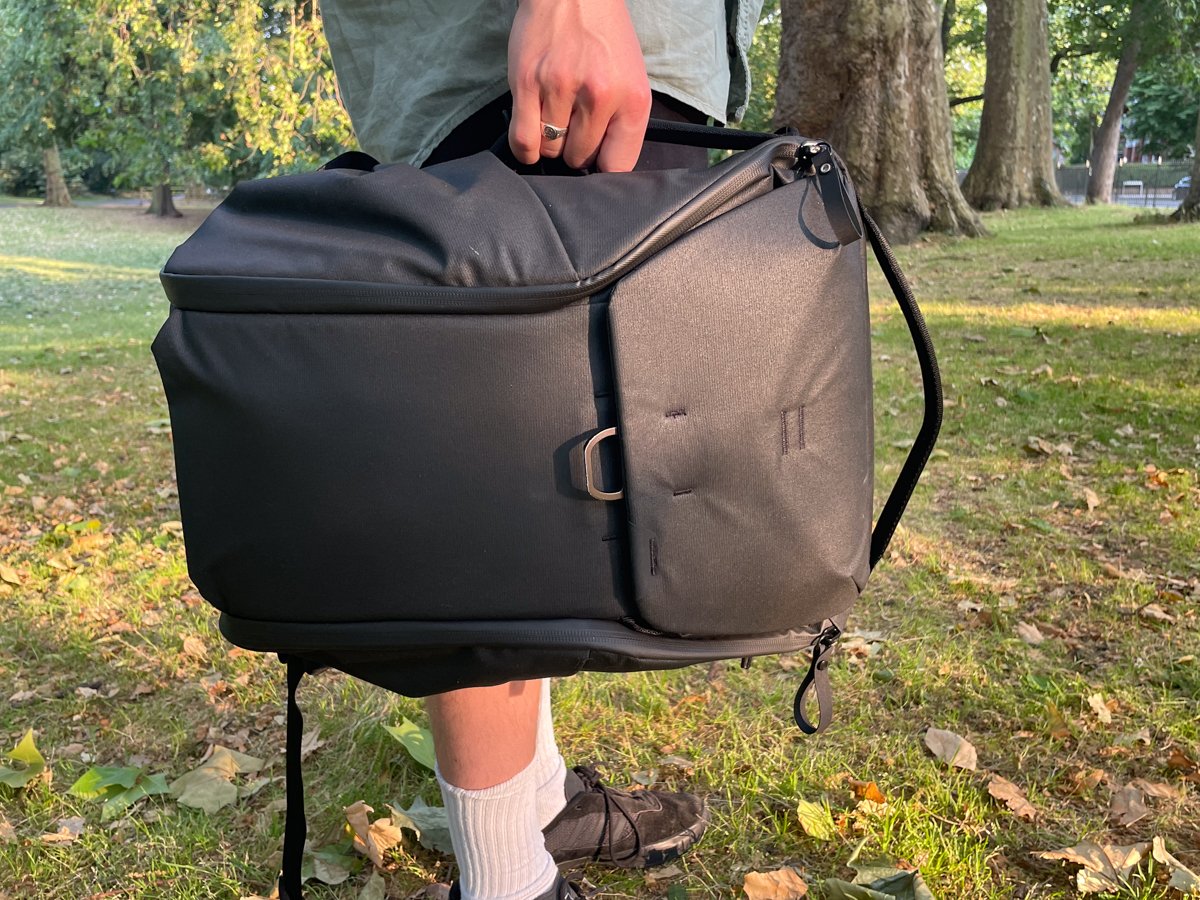 Using the side handle of the Peak Design Everyday Backpack V2