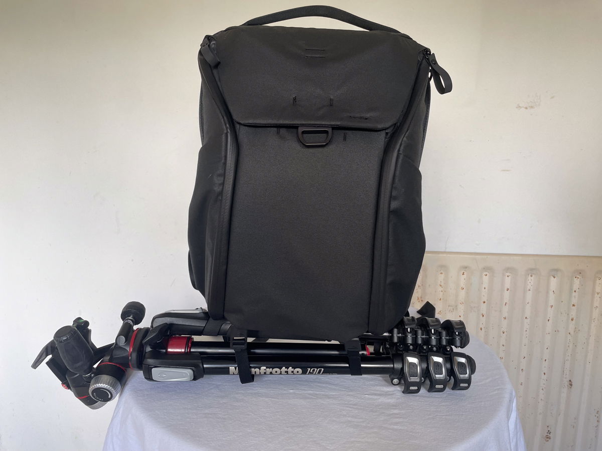 Peak design backpack tripod sale