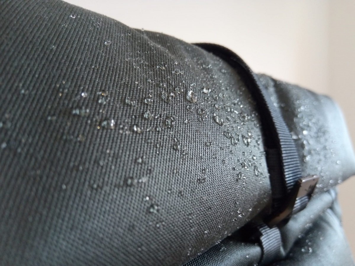 Water droplets on top of bag