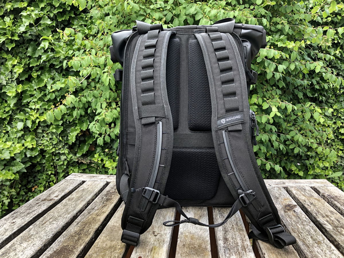 Wandrd Prvke camera backpack back view