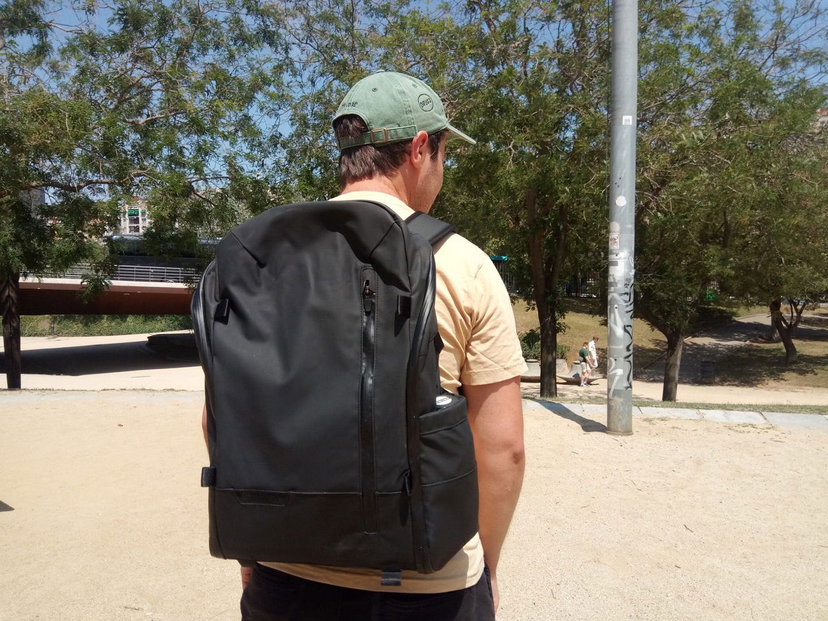 Wandrd Duo Daypack Camera Backpack Review for 2024