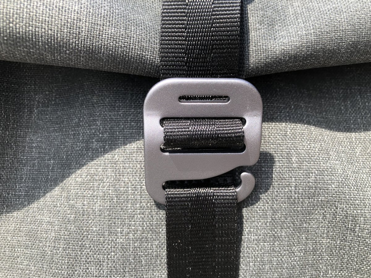 Picture of the f-stop Dyota camera backpack buckle