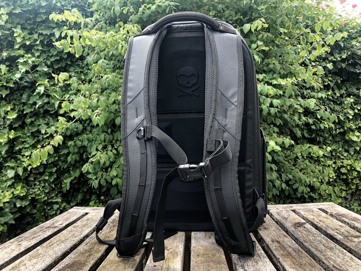 Nomatic camera best sale backpack review