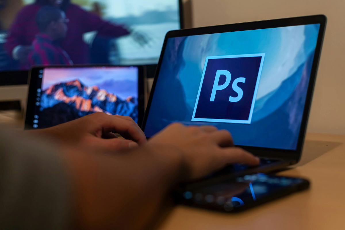 picture of someone working on photoshop