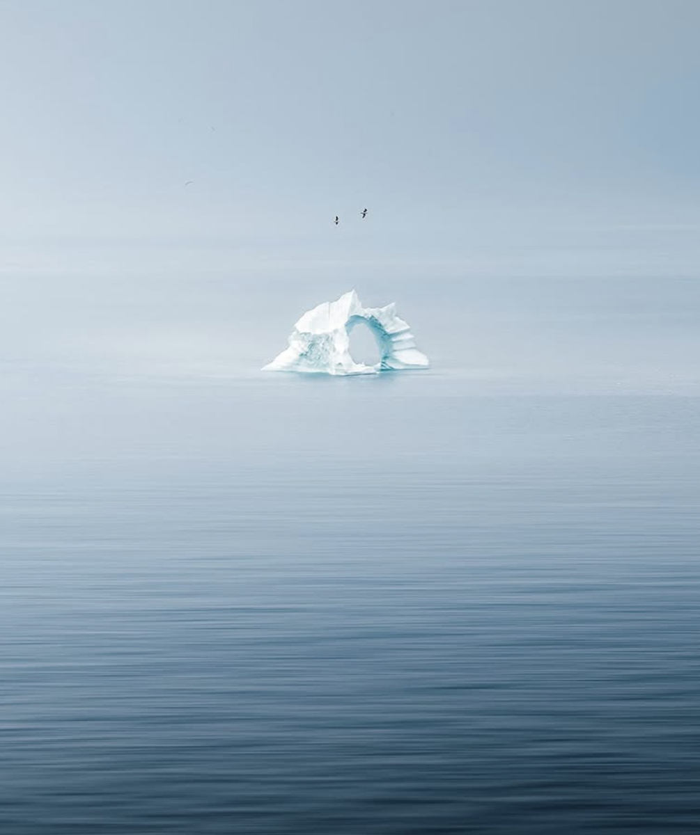 iceberg in sea 