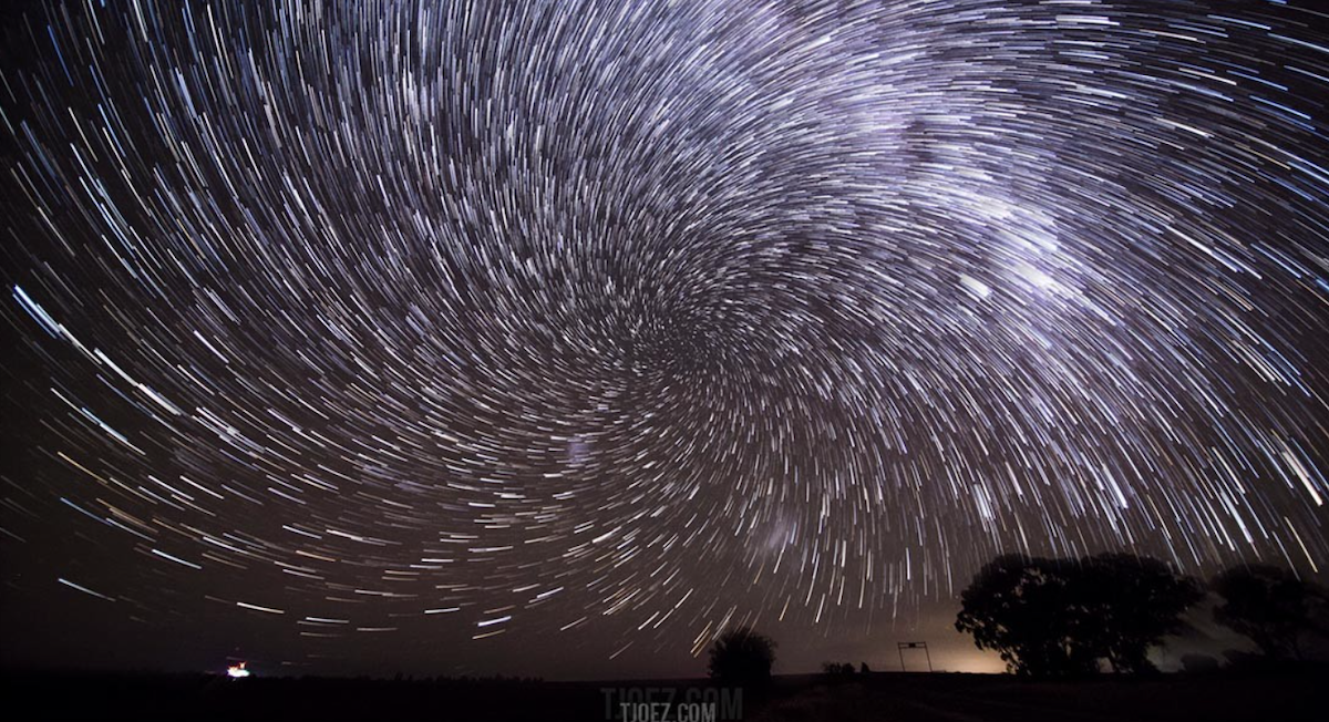 timelapse of night sky